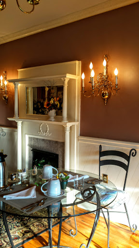 Inn «The Inn of the Shenandoah», reviews and photos, 138 E Main St, Luray, VA 22835, USA