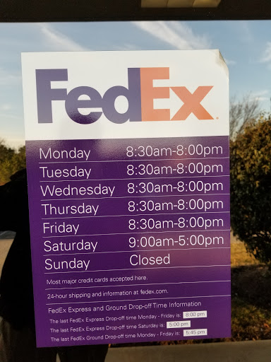 Shipping and Mailing Service «FedEx Ship Center», reviews and photos, 8800 Studley Rd, Mechanicsville, VA 23116, USA