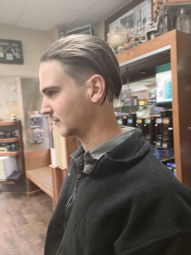 Barber Shop «Groom Room Barbershop», reviews and photos, 2502 E Camelback Rd, Phoenix, AZ 85016, USA