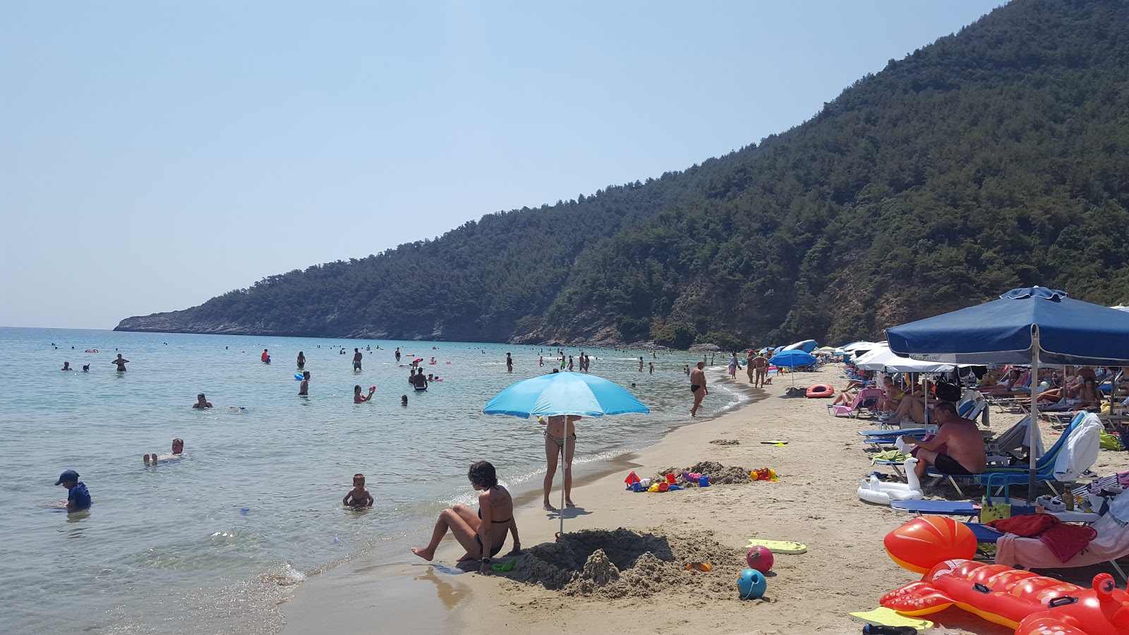 Photo de Paradise beach - endroit populaire parmi les connaisseurs de la détente