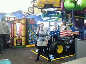 Chuck E. Cheese - photo 17