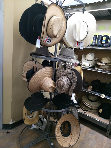 Home Improvement Store «Tractor Supply Co.», reviews and photos, 1159 OH-32, Batavia, OH 45103, USA