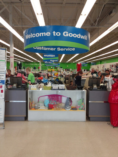 Shopping Mall «Shillington Shopping Center», reviews and photos, 502 E Lancaster Ave, Reading, PA 19607, USA