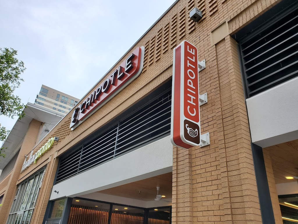 Chipotle Mexican Grill 75219