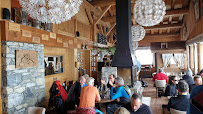 Atmosphère du Restaurant Café Bellevarde - Maison Louly à Val-d'Isère - n°3