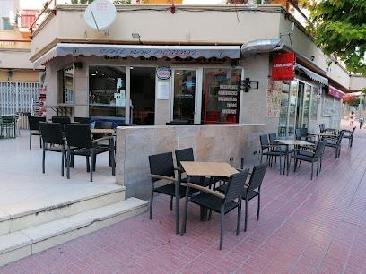 Cafe Bar Albeniz - C/ la Ferreria, 20, 03580 l,Alfàs del Pi, Alicante, Spain