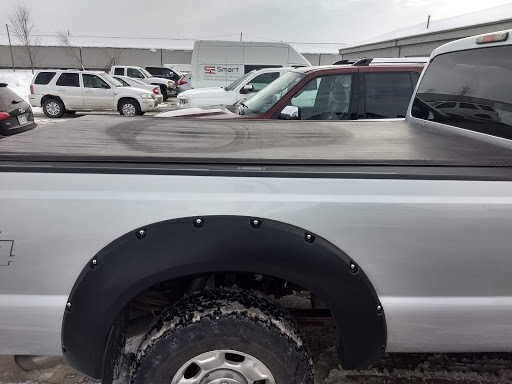 Auto Body Shop «Waln Repair & Collision Center», reviews and photos, 21 Williams Blvd, Fairfax, IA 52228, USA