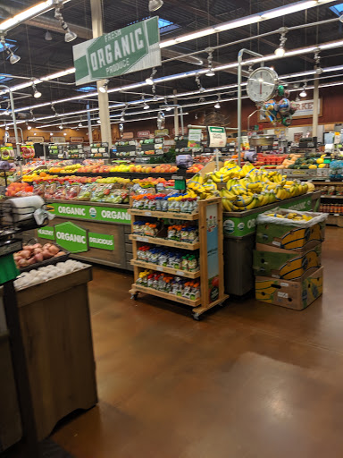 Grocery Store «Fresh Thyme Farmers Market- Bloomington IN», reviews and photos, 3600 W 3rd St, Bloomington, IN 47404, USA
