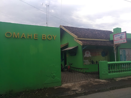 Omahe Boy - Internet Cafe