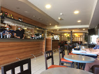 Atmosphère du Restaurant français Le Grand Bleu à Saint-Gilles-Croix-de-Vie - n°20