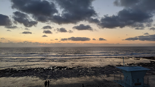 Clothing Store «Patagonia Cardiff-by-The-Sea», reviews and photos, 2185 San Elijo Ave, Cardiff, CA 92007, USA