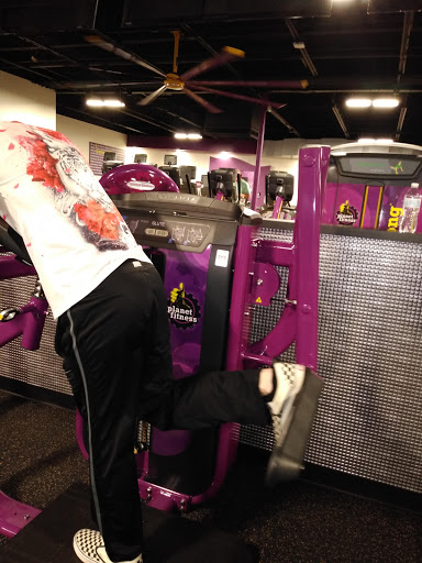 Shopping Mall «Town & Country Shopping Center», reviews and photos, 2615 N Kansas Expy, Springfield, MO 65803, USA