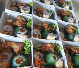 Ayam Bakar Bu Waras photo