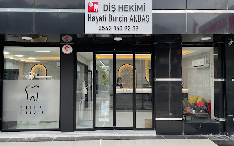 Dt. Hayati Burçin Akbaş, Diş Hekimi image