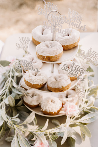 Donut Shop «Donut Hut», reviews and photos, 31 Little Canada Rd E, Little Canada, MN 55117, USA