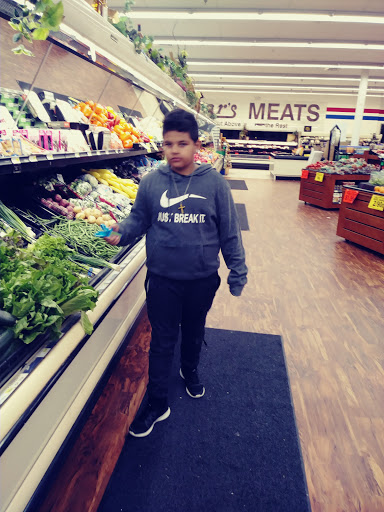 Grocery Store «Mosers Discount Foods», reviews and photos, 1035 Armory Rd, Warrenton, MO 63383, USA