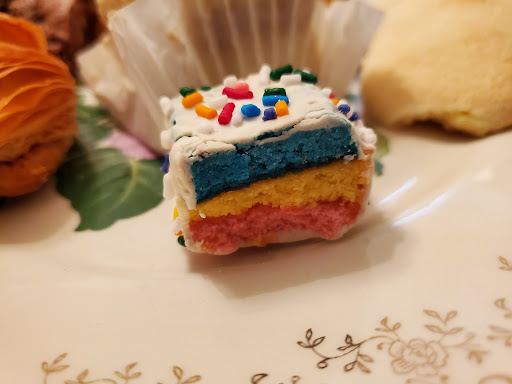 Pastry Shop «Lyndhurst Pastry Shop», reviews and photos, 256 Ridge Rd, Lyndhurst, NJ 07071, USA