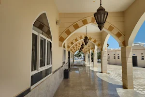 Al Mamoura Mosque image