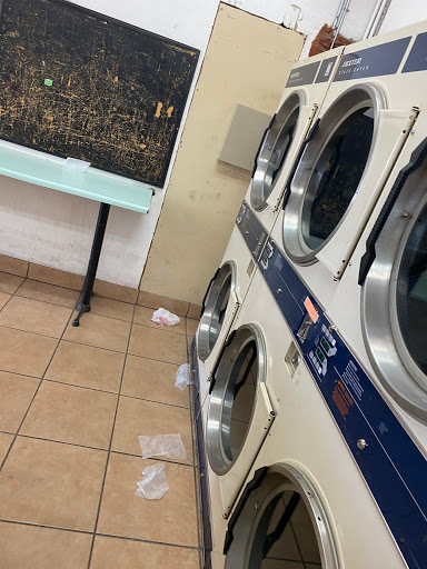 Dry Cleaner «Sun City Dry Cleaners & Laundry», reviews and photos, 13002 N 107th Ave, Sun City, AZ 85351, USA