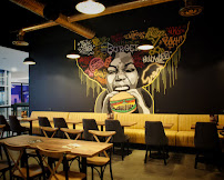 Atmosphère du Restaurant Californian Burger & coffee Centre Deux à Saint-Étienne - n°1
