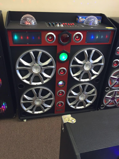 Electronics Store «Dallas Electronics & Hoverboards Repair», reviews and photos, 1604 S Buckner Blvd, Dallas, TX 75217, USA