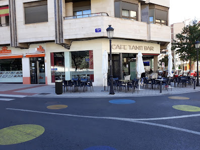 CAFÉ TANIT BAR. C. Ríos Rosas, 1, 02004 Albacete, España