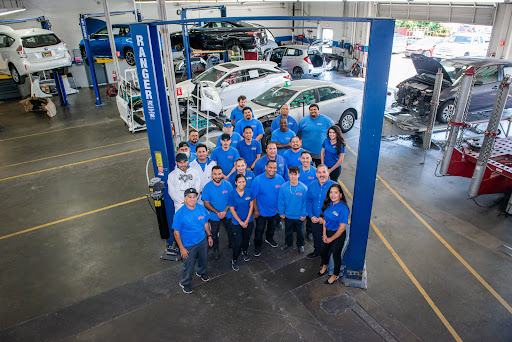 Auto Body Shop «Golden West Collision Center», reviews and photos, 970 W Evelyn Ave, Sunnyvale, CA 94086, USA