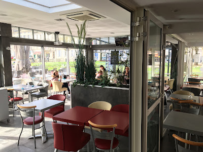 La Brasserie des Demoiselles à Rochefort