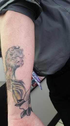 Tattoo Shop «Evolution Tattoo», reviews and photos, 198 Lincoln Hwy #4, Fairless Hills, PA 19030, USA