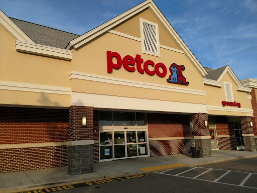 Pet Supply Store «Petco Animal Supplies», reviews and photos, 12611 Jefferson Davis Hwy, Chester, VA 23831, USA