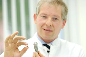 Implantatzentrum Kassel - Prof. Dr. Dr. Terheyden image