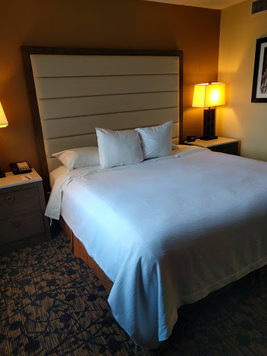 Hotel «Embassy Suites by Hilton Boston/Waltham», reviews and photos, 550 Winter St, Waltham, MA 02451, USA