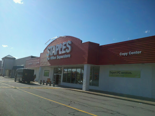 Office Supply Store «Staples», reviews and photos, 571 Boston Turnpike, Shrewsbury, MA 01545, USA