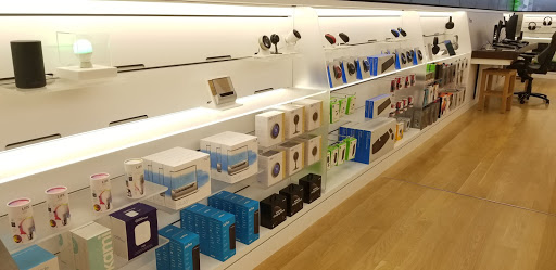 Computer Store «Microsoft Store», reviews and photos, 5015 Westheimer Rd A2421, Houston, TX 77056, USA