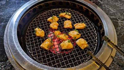 炭火焼肉 穂sui