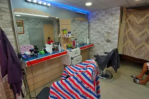 Barber Issam image