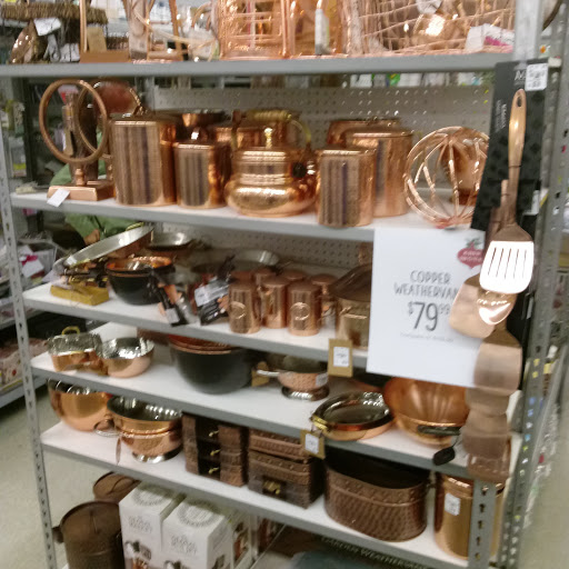 Home Goods Store «Tuesday Morning», reviews and photos, 23855 Hawthorne Blvd, Torrance, CA 90505, USA