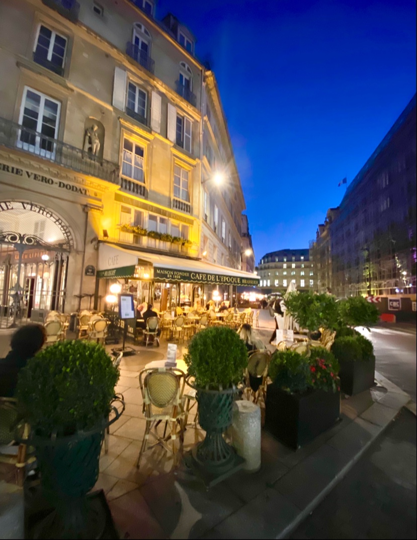 Photo n° 1 de l'avis de Streetmoodparis. fait le 23/09/2021 à 22:52