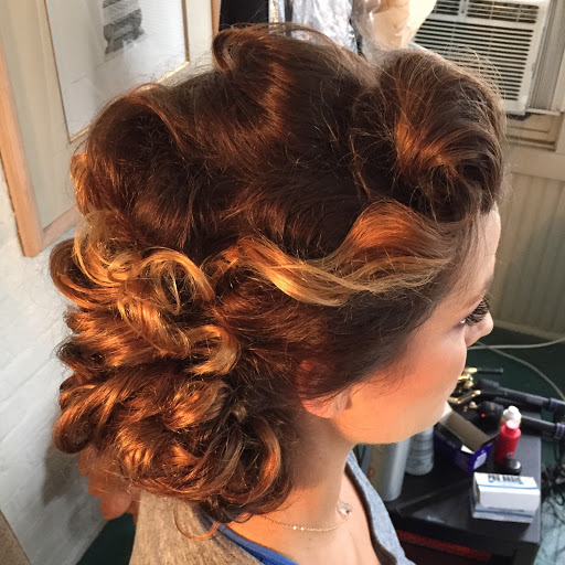 Hair Salon «Shannon Goode - GoodeHair - Hair Stylist», reviews and photos, 372 E Main St, Columbus, OH 43215, USA