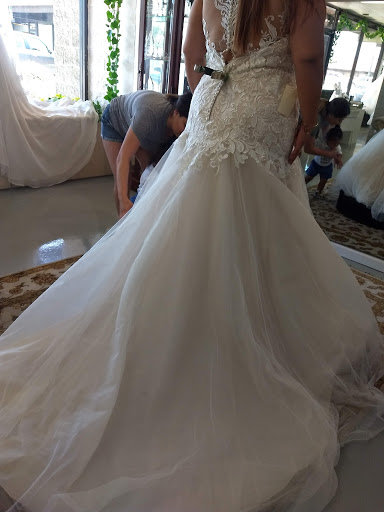 Bridal Shop «Ferndales Bridal», reviews and photos, 368 S Tustin St, Orange, CA 92866, USA