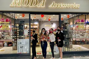 Moda Accessories image