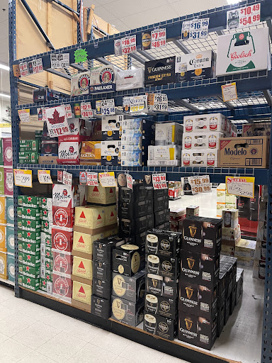 Liquor Store «Connecticut Beverage Mart», reviews and photos, 955 Washington St, Middletown, CT 06457, USA