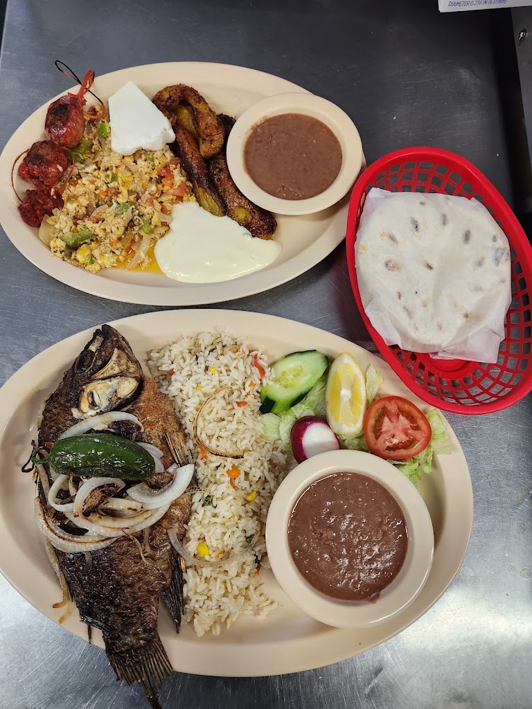 La Puntilla Restaurant 90280