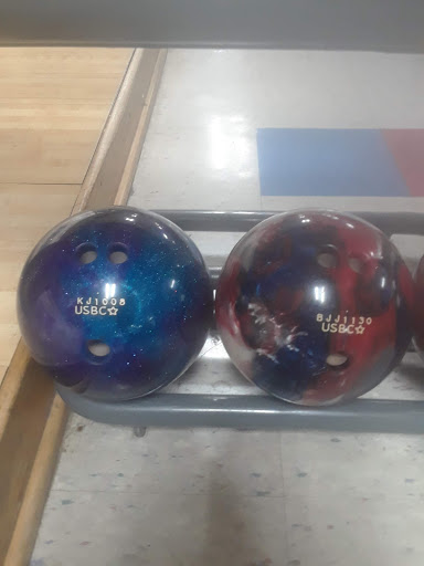 Bowling Alley «Gladstone Bowl», reviews and photos, 300 NW 72nd St, Kansas City, MO 64118, USA