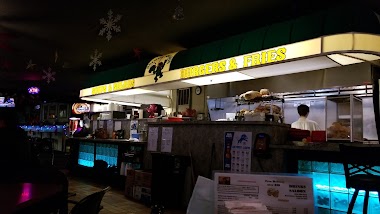 Drink'S Saloon
