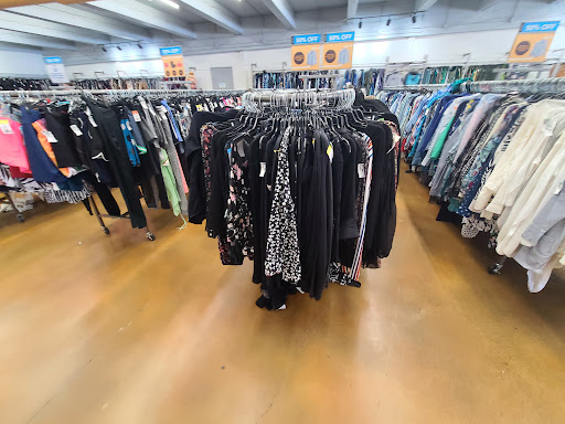 Thrift Store «Goodwill Store», reviews and photos, 23740 El Toro Rd e, Lake Forest, CA 92630, USA