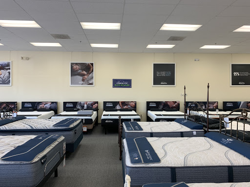 Mattress Store «Mattress Warehouse of Edgewater», reviews and photos, 3059 Solomons Island Rd, Edgewater, MD 21037, USA