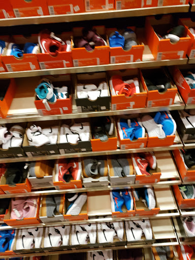 Sporting Goods Store «Nike Factory Store», reviews and photos, 1622 Galleria Blvd, Brentwood, TN 37027, USA