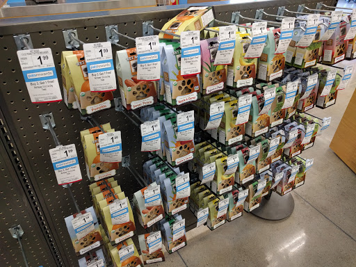 Pet Supply Store «Petco Animal Supplies», reviews and photos, 3495 Sports Arena Blvd, San Diego, CA 92110, USA