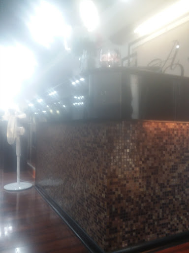 Hair Salon «Anthony Vincent Salon», reviews and photos, 8 Princeton Hightstown Rd, East Windsor, NJ 08520, USA